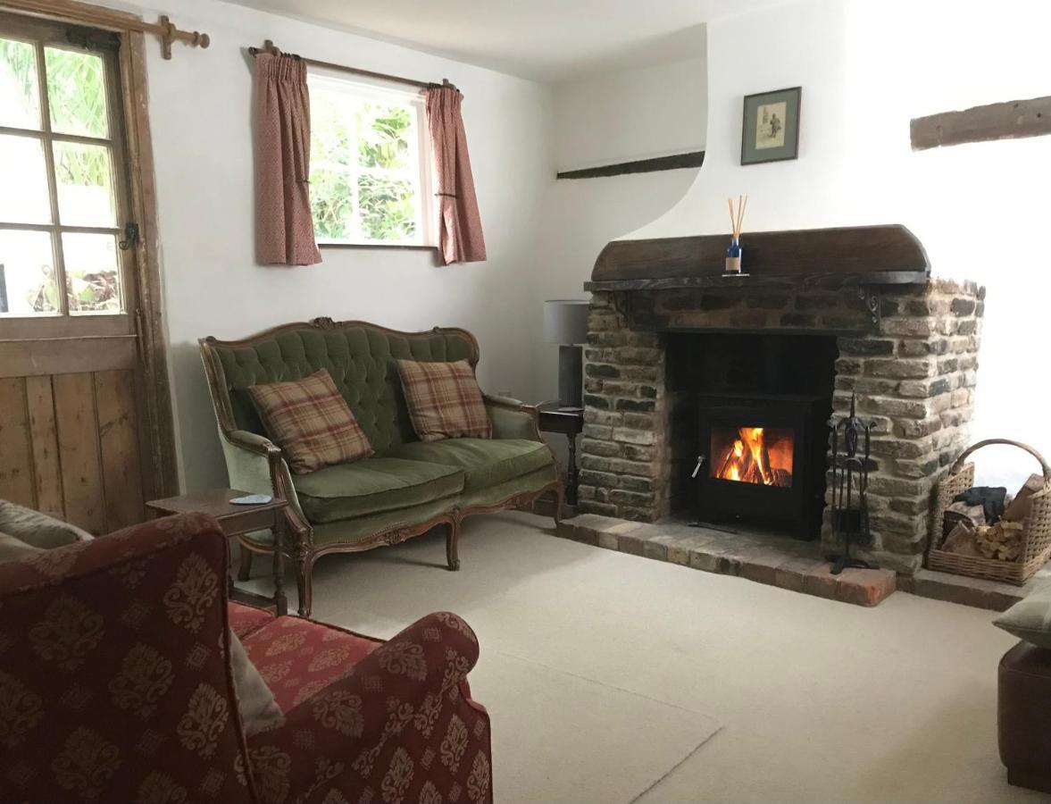 Tudor Cottage Sandwich Exterior foto